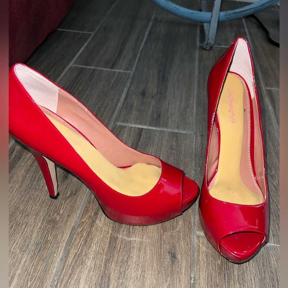 Vince Camuto heels